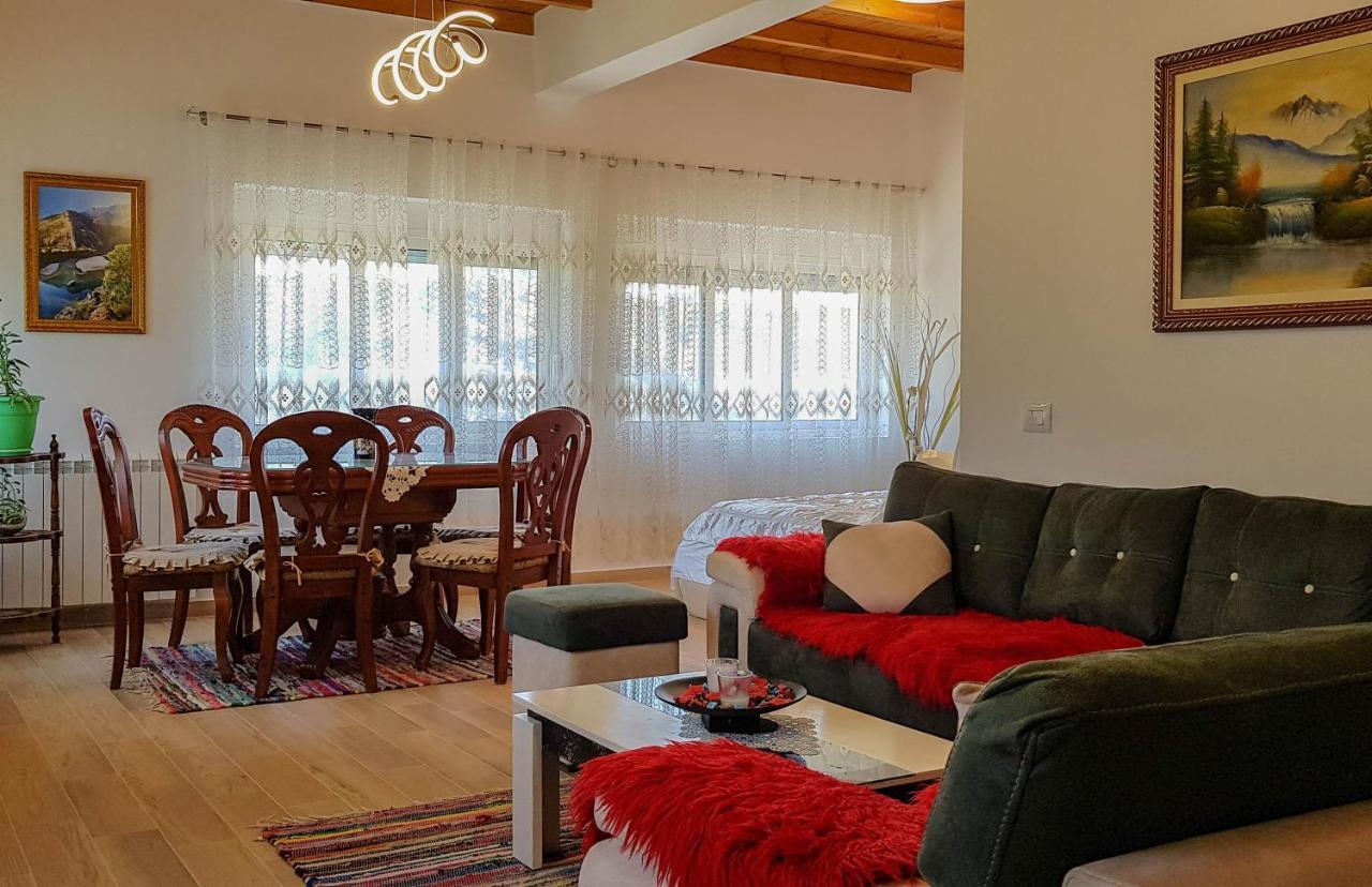 Villa Goliku Pestani Dış mekan fotoğraf