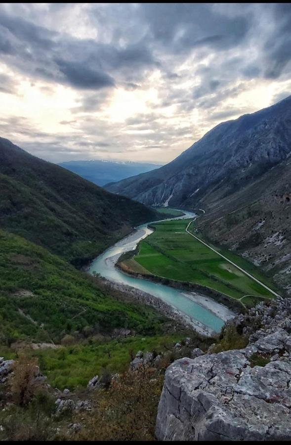 Villa Goliku Pestani Dış mekan fotoğraf